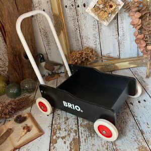 ≫北欧 デンマーク*BRIO ブリオ*おしゃれな 木製 手押し車*ブラック 黒*収納 おかたづけ*歩行器 補助 歩行練習*木のおもちゃ 玩具 トイ