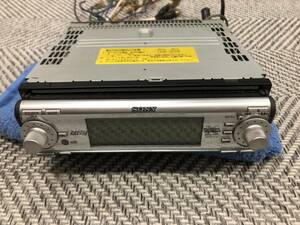 ★当時物、上位機種★SONY ソニー CDX-MP200X ラジオ CD デッキ プレーヤー 1DIN カーオーディオ Ｘ Plot 52ｗ×４