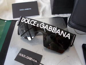ドルチェ&ガッバーナ Dolce&Gabbana サングラス DG2233-001/87 お洒落 オールドスクール系？
