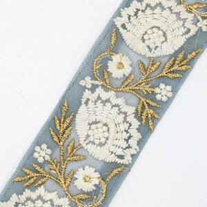 インド刺繍リボン 約48mm 花模様 水色