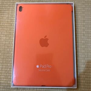 新品 アップル Apple 【純正】 9.7インチiPad Pro用　シリコーンケース　アプリコット MM262FEA