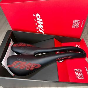 Selle SMP サドル DYNAMIC LIMITED EDITION ( ダイナミック リミテッド エディション ) ブラック / ディープレッド