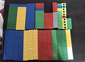 LEGO レゴデュプロ 基本ブロック 青色 黄色 赤色 緑色 240個