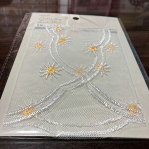 刺繍レースマットデイジー柄未使用品