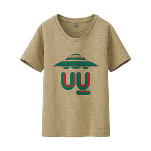【新品・130/140・カーキ】ユニクロ×アンダーカバー　コラボ　Tシャツ　ティシャツ Undercover BOYS UU UT（半袖） UFO 125-135 135-145