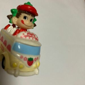 不二家 ペコちゃん ストロベリーケーキ 車 フィギュア ペコ PECO StrawberryCake Car グッズ 人形