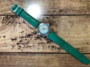 レア 美品 swatch スウォッチ AG1992 緑 グリーンカラー 純正革ベルト オーストリッチ調 クオーツ メンズ サイズ 腕時計