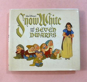 古洋書本/ディズニー「白雪姫と七人の小人たち/SNOW WHITE AND THE SEVEN DWARFS」