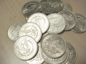 【1枚の価格】 アメリカ モルガンダラー 銀貨 1921年 本物 即決