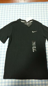 ♪137☆未使用・保管品☆ナイキ☆COTTON100　半袖Tシャツ　黒150