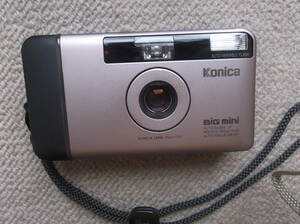 Konica BiG mini　AUTO CLOSE　UP　REDEYE　REDUCTION　AUTOFOCUS　BMー301