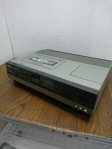 送料無料E56624 National ナショナル 6時間ビデオ マックロードL33 ビデオデッキ 録画 再生 NV-3300 ジャンク商品