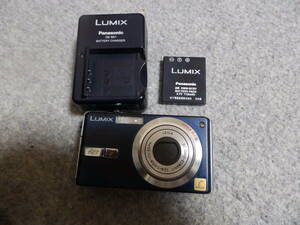 ★☆Panasonic パナソニック LUMIX DMC-FX7 バッテリー 充電器付属 動作確認済み☆★