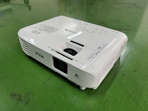 ＥＰＳＯＮ　プロジェクター　ＥＢ－Ｘ０６（２）　ジャンク扱い