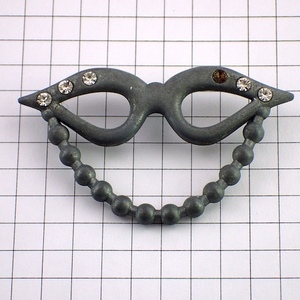 ピンバッジ・マルカの眼鏡ピューター製◆フランス限定ピンズ◆レアなヴィンテージものピンバッチ