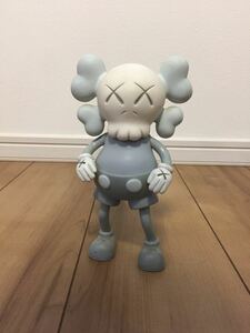 KAWS COMPANION HECTIC×BOUNTY HUNTERフィギュア 1st 1999 MEDICOM TOY Original Fake カウズ メディコムトイ オリジナルフェイク グレー