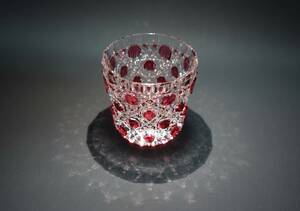 江戸切子 八角 籠目文 色被せ クリスタル ガラス 硝子工芸 酒器 切立盃 グラス コップ 赤色