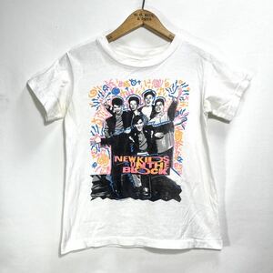 ■ 子供用 90s 90年代 ビンテージ SALEM ” NEW KIDS ON THE BLOCK ” ニューキッズ バンド イラスト シングルステッチ Tシャツ 10/12 ■