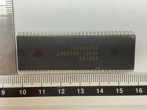 シングルチップ8bit CMOSマイクロコンピュータ M50746 -120SP (出品番号639) 三菱 (Mitsubishi)
