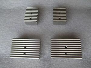 平行開閉形エアチャック　エアーシリンダー用　フィンガ　波型チャック　２種類×２個　計４個セット