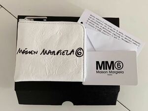 MM6 Maison Margiela エムエムシックス　メゾンマルジェラ コインケース ホワイト　ラウンドファスナー コインパース