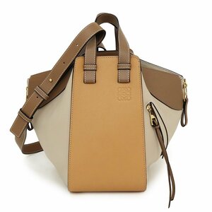 （新品・未使用品）ロエベ LOEWE ハンモック スモール ハンドバッグ クラシックカーフ レザー ウォームデザート 茶 326.30KS35