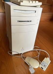 【純正】apple macintosh quadra840av【中古品.動作未確認】