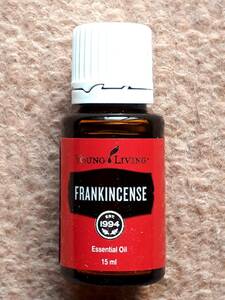 送料無料！　新品　ヤングリヴィング Young Living　フランキンセンス　エッセンシャルオイル　Frankincense Essential Oil　15ml