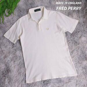 イギリス製 FRED PERRY ロゴ刺繍・半袖ポロシャツ・オフホワイト M.Lサイズ相当 英国製 フレッドペリー7926