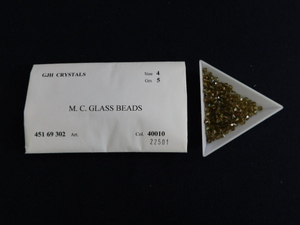 2975△未使用 チェコビーズ M.C.GLASS BEADS ブラウン系 GJH CRYSTAL