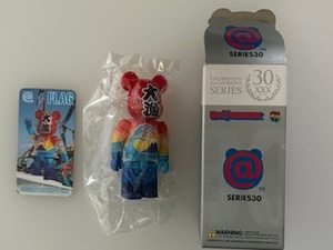 BE@RBRICK 　ベアブリック100%　シリーズ30　FLAG　”大漁”　箱・カード付き