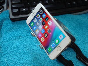 iPhone 6 64GB iOS12.5.7 バッテリ最大容量93％ ドコモキャリア　液晶パネル新品交換済 送料無料