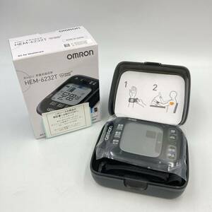 4.23SA-D692★未使用 オムロン 手首式血圧計 HEM-6232T★OMRON/測定器/DC0 dF0