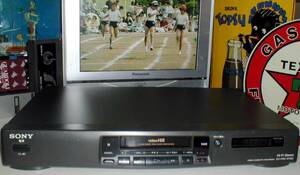 SONY EV-PR2 Hi8 Video Cassette Tape Deck 動作良好！ ソニー 薄6 ハイエイト ビデオデッキ リモコン付き