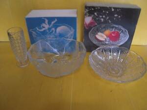 未使用　HOYA ガラスボール　22㎝+　SOGA ガラスボウル　22㎝　+　ガラス花瓶　16㎝　合計 3個 　　美品★在庫処分 特価
