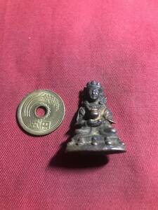 仏像　　銅製　　時代物　　　仏像　　　珍しい　　小さい　　珍しい