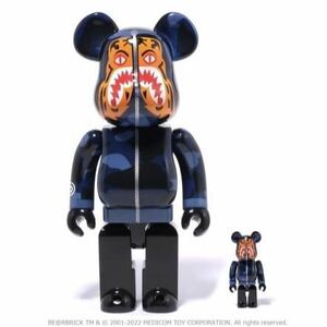 BE@RBRICK BAPE CAMO TIGER 400% & 100% BLUE ベアブリック エイプ ベイプ カモ タイガーLINE SHARK HOODIE シャーク パーカー Tee Tシャツ