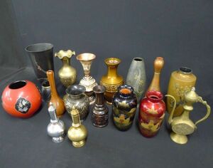 O1296 色々な素材の花瓶まとめ/真鍮 銅 木製 花器 総重量約8000g/100