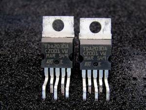 ★★★ST Microelectronics　TDA2030 (A) 14W出力HI-FIオーディオアンプIC 新品２個★★★