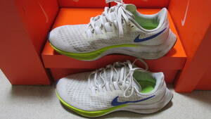 〈USED〉NIKE　ナイキ　エアズームペガサス37　24.5cm　ホワイトカラー