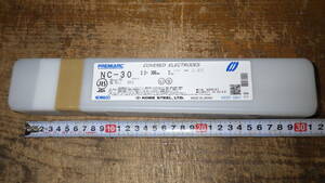 コベルコ●NC-30 3.2X300mm 2kg プラント　溶接棒　1個．