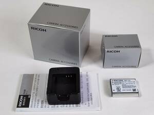 RICOH バッテリー充電器 BJ-11 + バッテリー DB-110 セット　　リコー　GR3