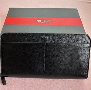 【中古美品】TUMI　レザー長財布（箱付き）