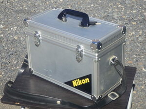 『カメラ用キャリングケース』約385mm×約195mm×約260mm 鍵付 Nikon カメラ用ケース