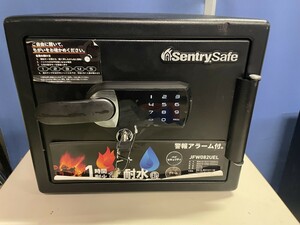 展示品 SENTRY セントリー JFW082UEL 金庫 家庭用 1時間 耐火 耐水 22.8L A4 大音量アラーム付き タッチパネル 鍵 ダブルロック