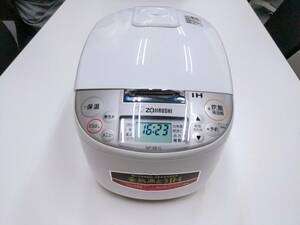 NP-XB10 WA 象印 ZOJIRUSHI IH炊飯ジャー炊飯器 炊飯ジャー (5.5合炊き)　2021年製 通電確認済み 動作品　中古（ス051）