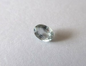 シルバーグレー　サファイア　ルース１点　約1.1ct　#1947