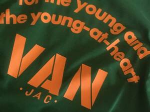 送料無料！VAN JAC ヴァンヂャケット カラーロゴTシャツ バックアーチロゴ！人気のグリーン！希少なLLサイズ！VAN JACKET INC. 
