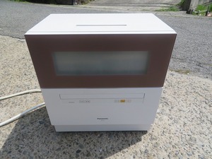 B☆Panasonic　電気食器洗い乾燥機　NP-TH1-T　パナソニック　17年製　動作OK