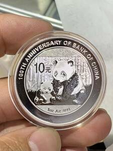 中国パンダ銀貨 2012年中国銀行成立100周年記念　パンダ銀貨　1オンス純銀 未使用　極美品 希少　